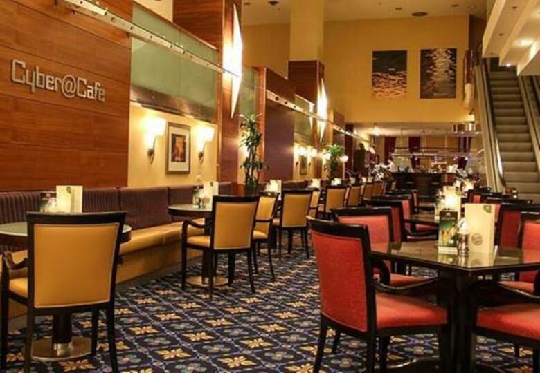 Hotel Courtyard By Marriott Warsaw Airport