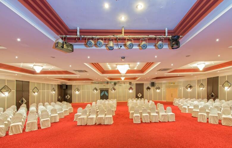 Hotel Adonis