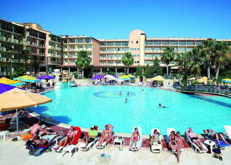 Corolla Hotel