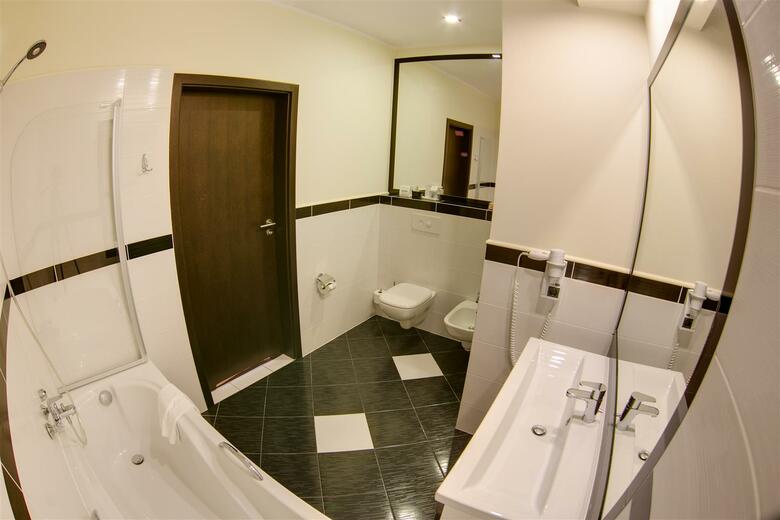 Best Western Plus Business Faltom Hotel