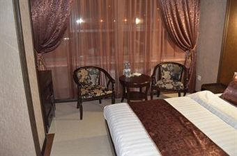 Hotel Golden House