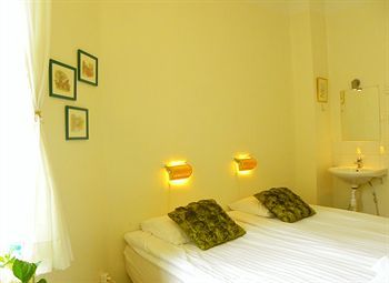 A Marican Hostel & Hotel