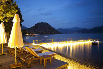 Vira Demir Boutique Hotel & Beach