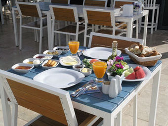 Via Farilya Hotel
