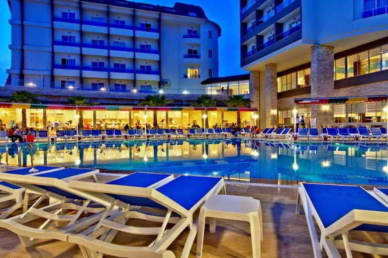 Hotel Ramada Resort Side
