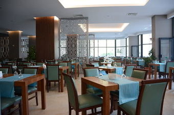 Larissa Club Saphire Hotel