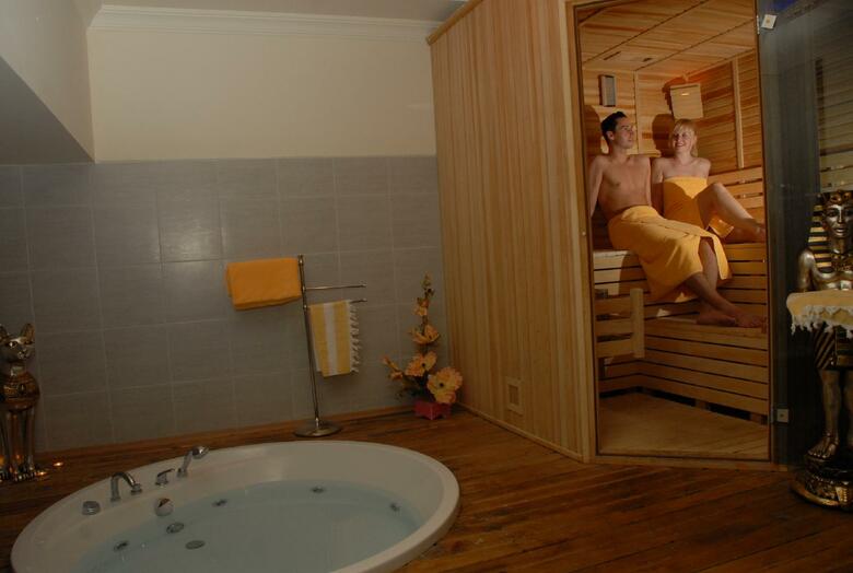 Utopia World Hotel