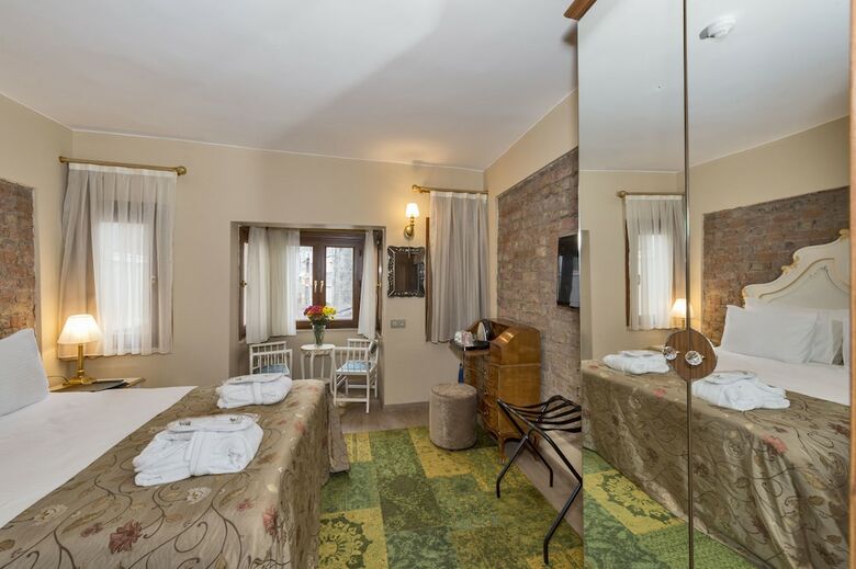 By Murat Royal Hotels - Boutique Class