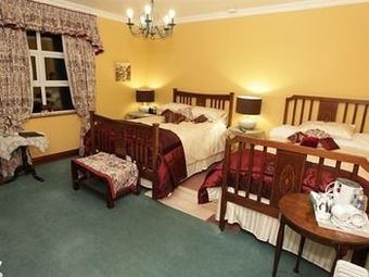 Hotel Ballinahoun House