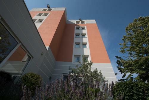 Hotel Ibis Lyon Sud Chasse Sur Rhone