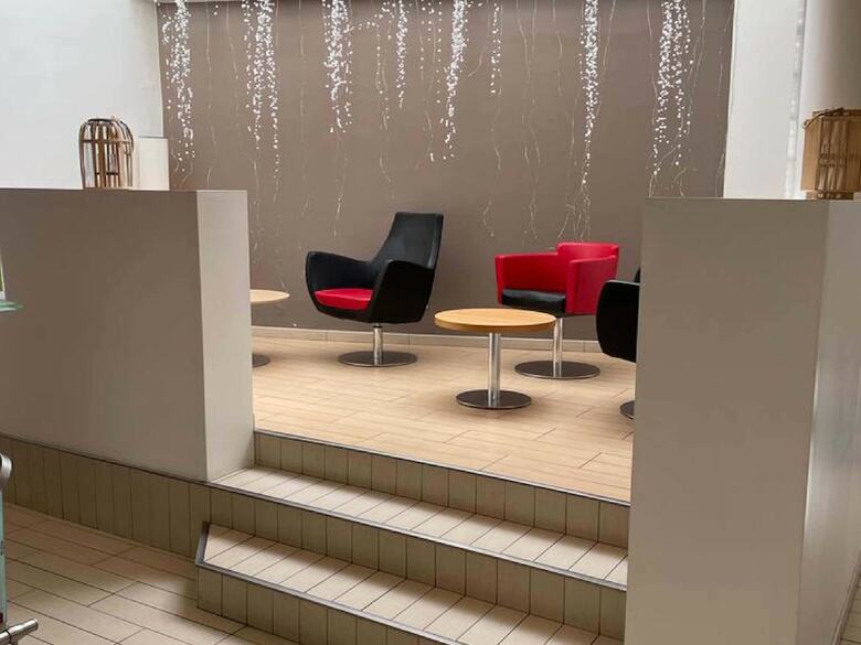 B&B Hotel Orly Rungis A�roport