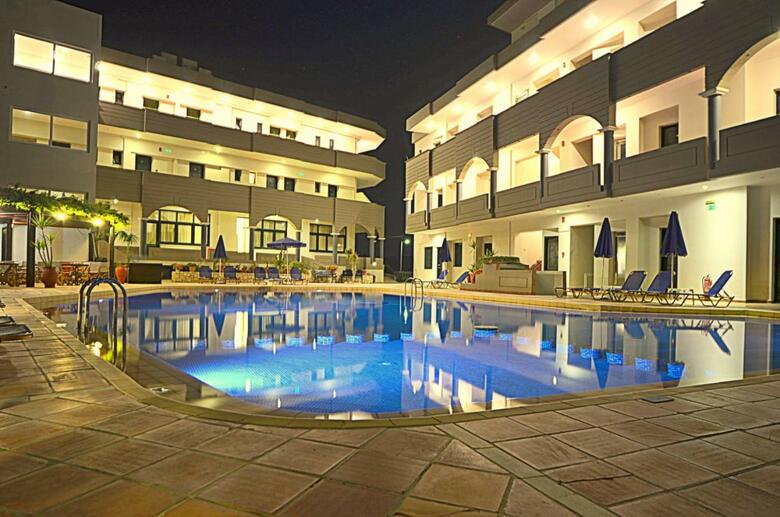 Aparthotel Christina Beach Hotel
