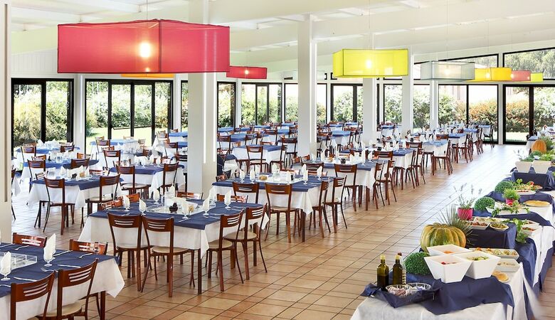 Hostal Athena Resort