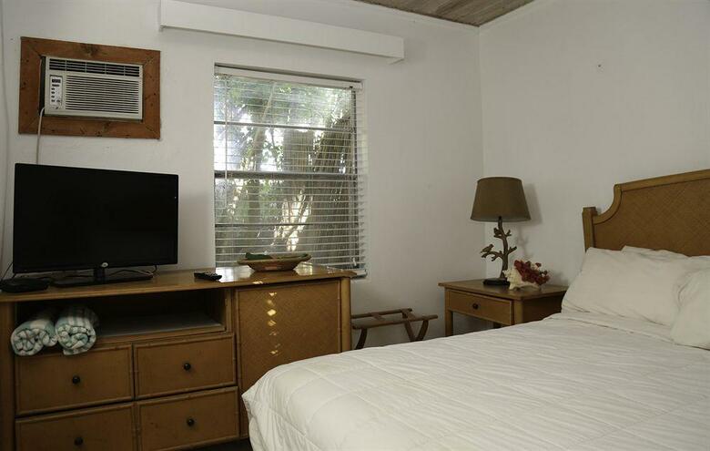 Tingum Village Hotel