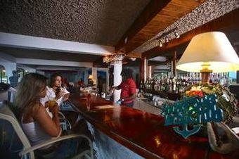 Anchorage Yacht Club Hotel