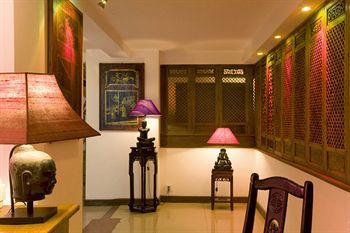 Bougainvillier Hotel  And� Re