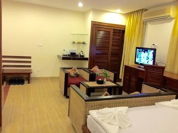 Goldiana Hotel