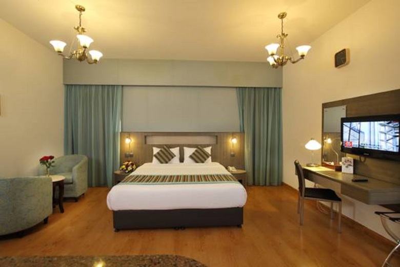 Hotel Flora Apartments