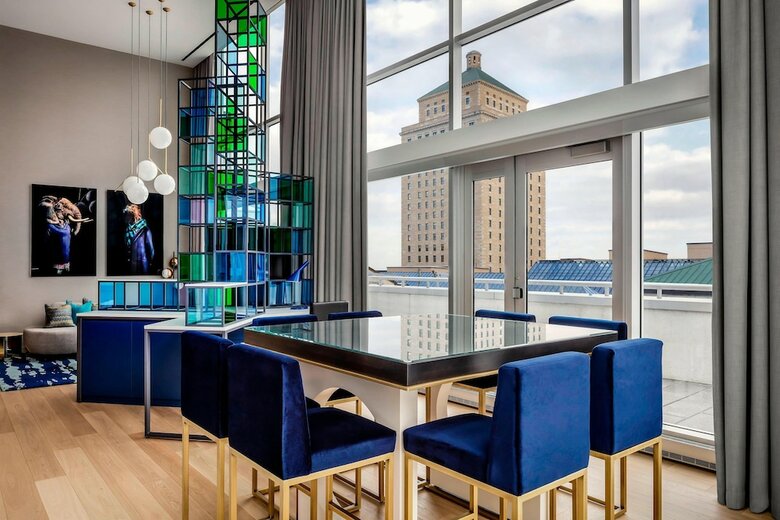 Hotel W Montreal