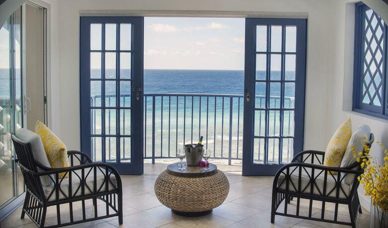 Hotel South Ocean Villa 402