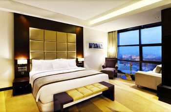 Hotel Radisson Blu Chittagong Bay View