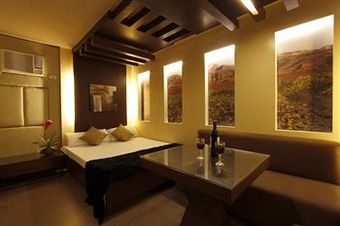 Hotel Victoria Court North Edsa