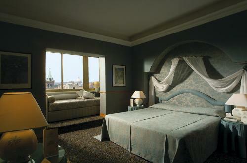 Hotel Marcella Royal