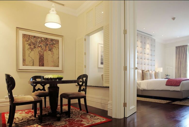 Hotel Raffles Makati