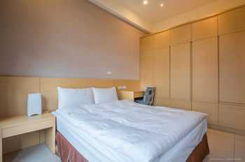 Ch Service Apartment