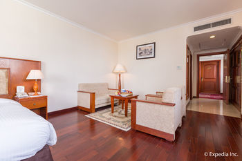 First Hotel Ho Chi Minh