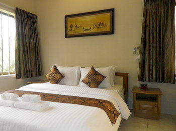 Hotel Manor House