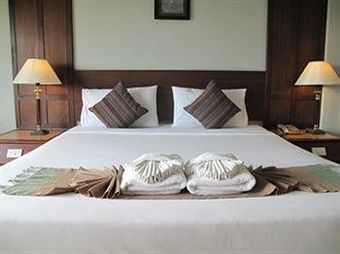 At Ayutthaya Hotel
