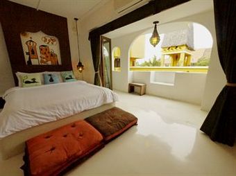 Riad Hua Hin Hotel