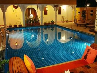 Riad Hua Hin Hotel
