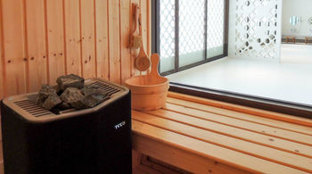 Aparthotel Balcony Courtyard Serviced Apartments