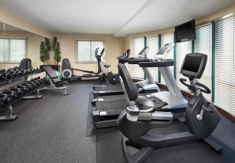 Four Points By Sheraton Hotel & Suites
