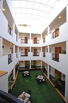 Phoenix Hotel