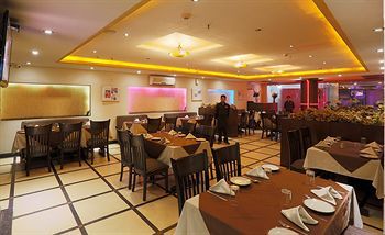 Hotel The Atrium