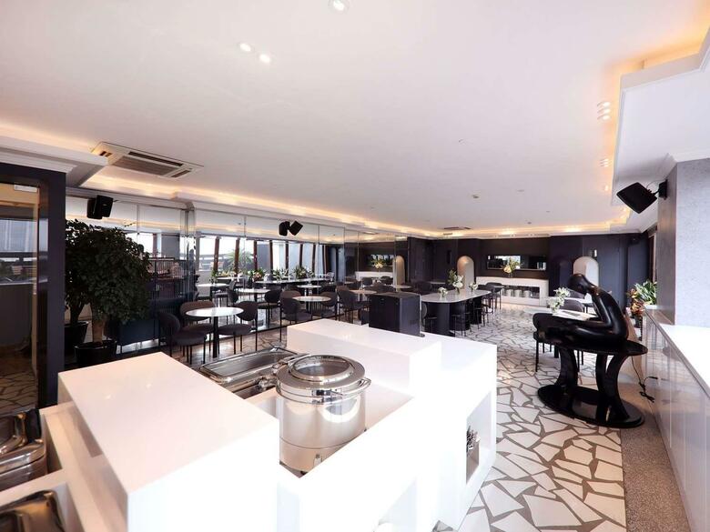 Hotel Ibis Shanghai Yu Garden