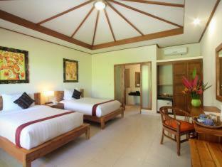 Puri Sari Beach Hotel