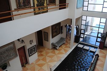 Apartamento Suarti Resort, Villas & Gallery