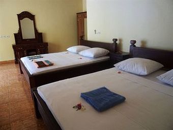 Hotel Rising Star Beach Resort Amed