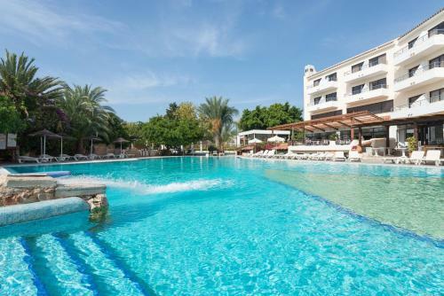Paphos Gardens Apartments