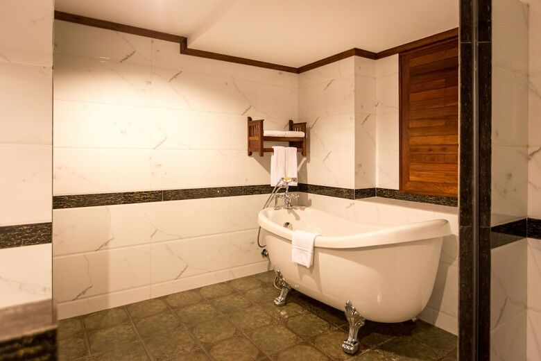 Empress Angkor Hotel