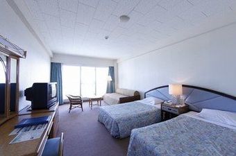 Kumejima Eef Beach Hotel