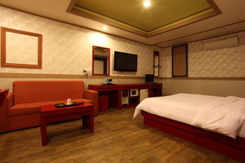 Ks Hotel