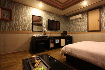 Ks Hotel