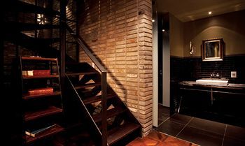 Lee Design Hotel