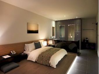 The Classic Hotel