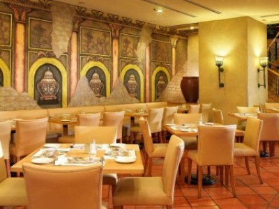 Hotel Grand Seasons